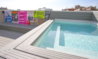 Sant Jordi Hostels Rock Palace