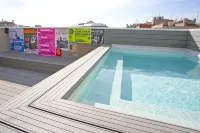 Sant Jordi Hostels Rock Palace