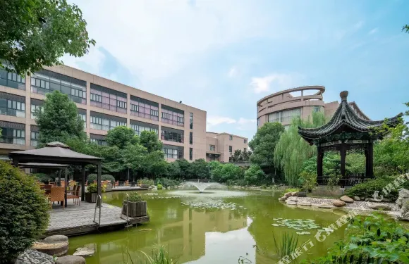 中威藍海御華大飯店（無錫惠山萬達廣場店）