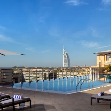 Staybridge Suites DUBAI INTERNET CITY by IHG Отели рядом с достопримечательностью «Теком»