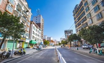 Huichang Weisu Chain Hotel (Traditional Chinese Medicine Hospital)