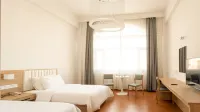 Qiqihar Golden Shield Holiday Hotel (Phoenix Auto Parts City Lexing Benz 4S Store) Hotel a Jianhua Business Area