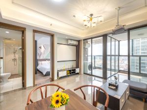 Zhen Pin Apartment (Zhongshan Nantou City Rail Station)