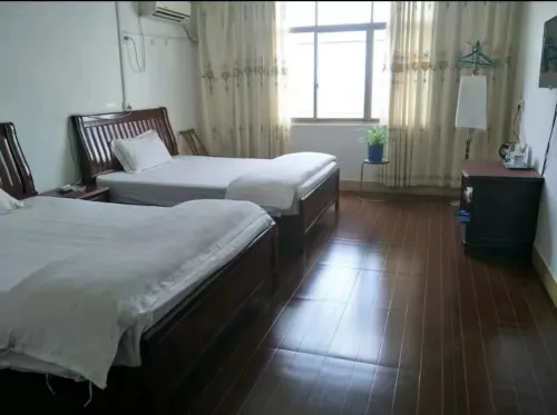 Xingan Zhanqian Hotel