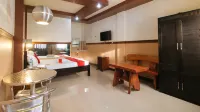 Reddoorz Plus near Municipality of Luisiana Laguna Hotels in Laguna
