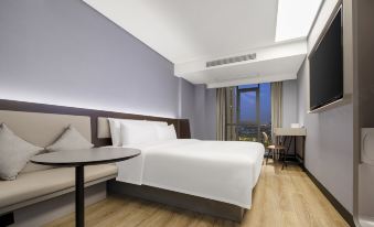 HanTing Hotel (Jingzhou Kaifaqu Olympic Sports Center)