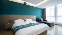 Yuemeng Hotel Luhe (Convention and Exhibition Center Branch)