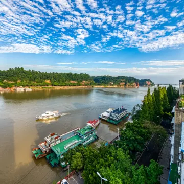 Jiangshang Lingyun · Qingwan Hotel (Zhanggong Bridge Shangzhongshun Gourmet Street)