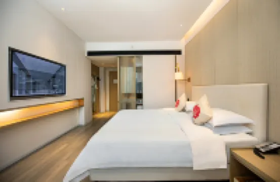 森林酒店（鄭州曼哈頓廣場燕莊地鐵站店） 曼哈頓廣場酒店