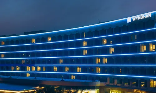 青島鑫江ウィンダムホテル