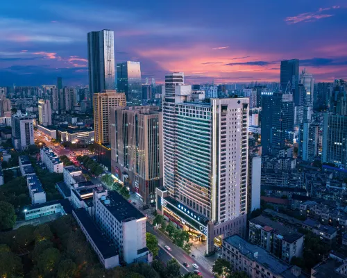 Lead-Goal Premier Hotel Hotels near Yingbin Intersection Station