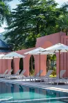 Qingyuan GLX River Hotspring Hotel - Beach