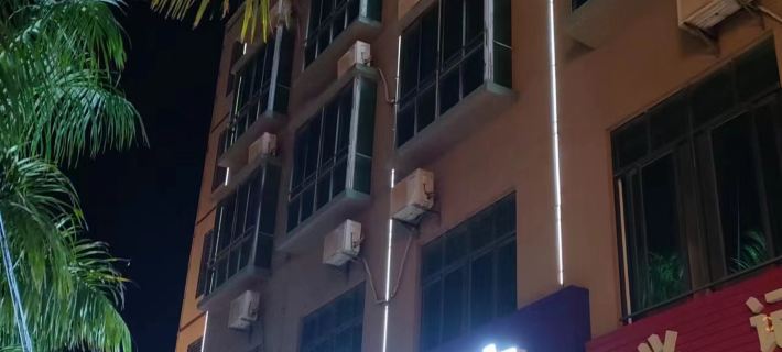 Lingao Ruoya Business Hotel Hotéis em Condado de Lingao