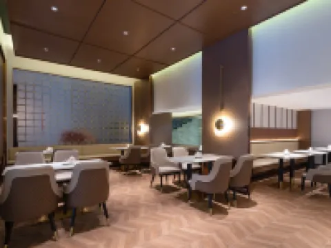 Victoria International Hotel (Maoming High-speed Railway Station Jiayan Branch) Hoteles en Maoming