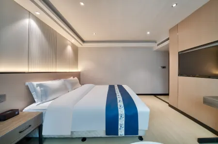 Dongyang Auchan meidu Hotel