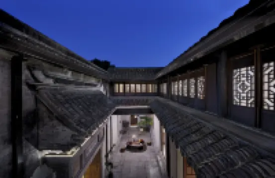 Suzhiji·Nanlou Chunxiao Holiday Homestay (Nanxun Ancient Town Baijianlou Scenic Area)