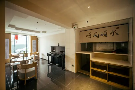 Guchengli Hotel (Datong Ancient City Huayan Temple)