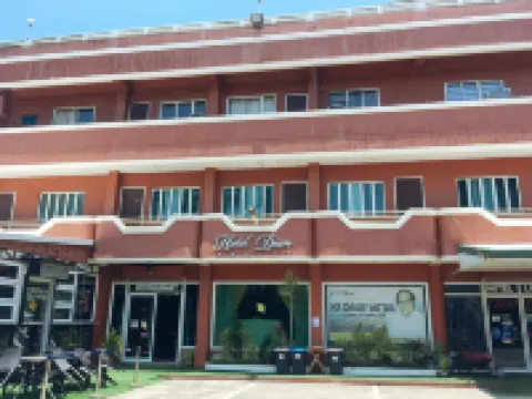 RedDoorz @ Hotel Dian Aparri Hotels in Cagayan