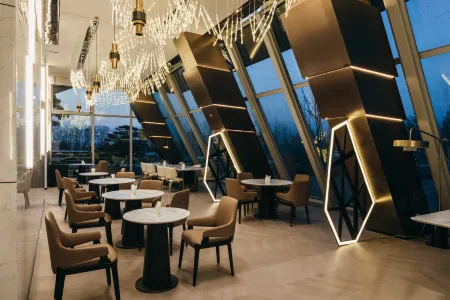 Yuelan Mountain International Hotel Отели рядом с достопримечательностью «Unit Library»