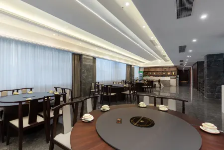 Huangping Feiyang Hotel (County Government Bus Station Branch) Отели в г. Хуанпин