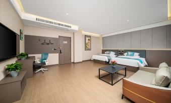 Longyuan Hotel (Yanqi County People's Square Branch)