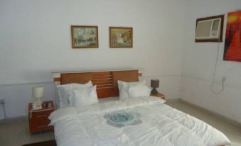 Kenbrill Hyatt Hotel