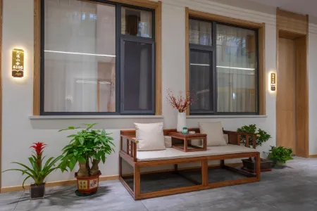 Wutai Mountain scenic spot Taihuai town Huyingou village Отели в г. Утайшань