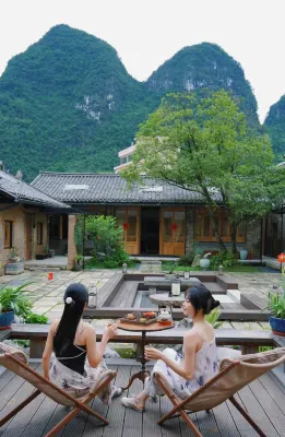 督府雅院·百年老屋·野奢度假民宿（灕江風景區店） 興坪古鎮附近的飯店