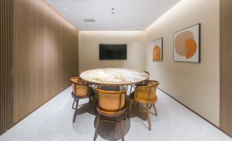 Yuet Orange Pan Entertainment Hotel -GrandrHyattyInternationaloHotelotel