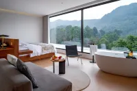 Zhiye Resort Hotel Hotels in Guanling Buyei and Miao Autonomous County