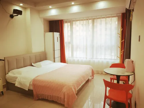 Yanji Songzi Apartment (Yanbian University Network Red Wall Shop) - شرفة