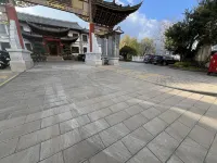Heyunjian Luxury B&B - parking