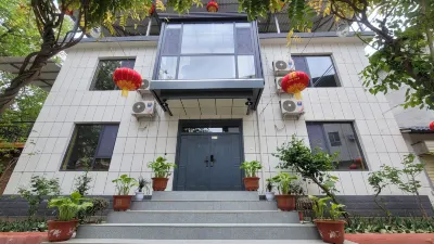 Maijishan Yi Residents'Homesty  호텔