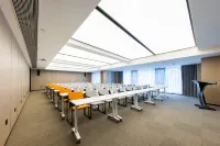 Atour Hotel, Biyun Road, Jushan Square, Xingyi City