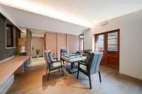 Fengchaoyang Design's Hotel