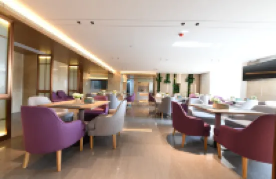 Lavande Hotels Huilai Longjiang Town Government Area Branch
