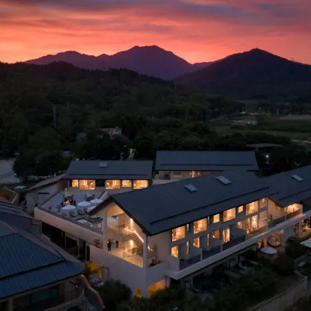 Sanshan Laichi · Xialang Valley Homestay (Mount Luofu)