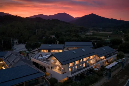 Sanshan Laichi · Xialang Valley Homestay (Mount Luofu)