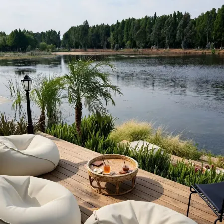 Pumi Wenlin Panoramic Vacation Apartment (Dianchi Lake)