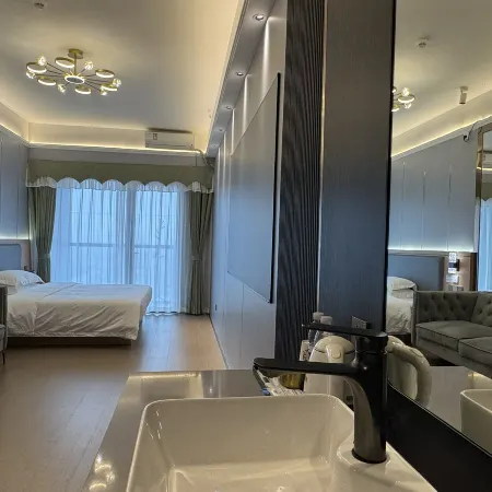 Zhi Mei Luxury Cinema & Hotel (Qingxiu Wanda Green Square Branch)