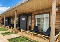 Shanyue · Pillow Star River Homestay (Baihaba Scenic Spot) - con vista montagne