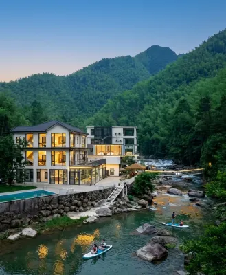 Wuyuan Jiangnan·Yu Homestay (Huangling Scenic Area Branch) - Romantic