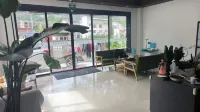 予鬆居 中国式旅館 松潘県 - マウンテンビュー