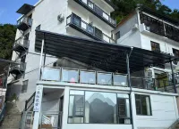 Lingyun Yuxian Homestay (Haokun Lake Scenic Area) - parking