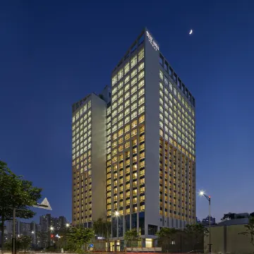 Staz Hotel Premier Dongtan Отели рядом с достопримечательностью «Станция метро Mangpo»