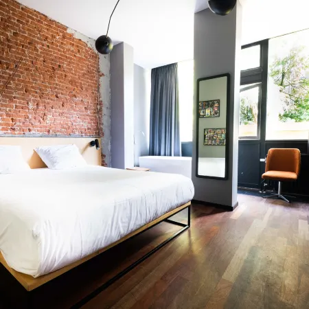 De Pijp Boutique Hotel Отели рядом с достопримечательностью «Ост»