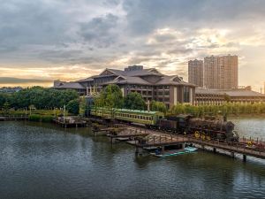 Tongquetai Jinling Grand Hotel