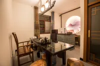 Yunmo Chinese Inn (Jianshui Ancient Town Zhu Family Garden)