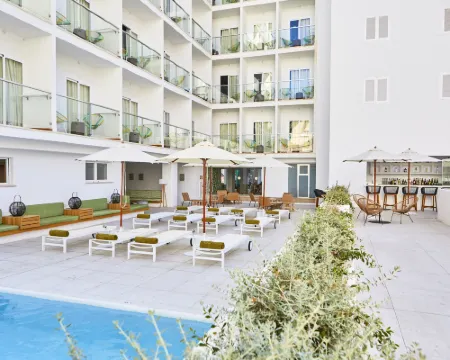 HM Dunas Blancas Hotels in Ses Cadenes