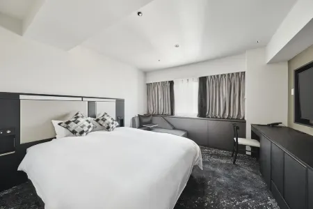 Cross Hotel Osaka
